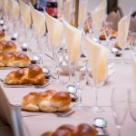 Wedding,,Bar,Mitzvah,Orthodox,Jewish,Wedding,Event,Challah-bread,With,Knife